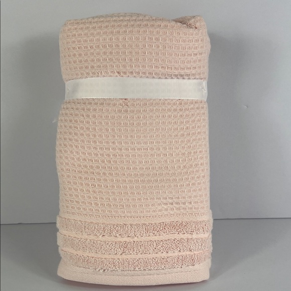 Hotel Balfour Hand Towel Set Light Pink Waffle Soft Plush Set of 2 NEW - Picture 6 of 6